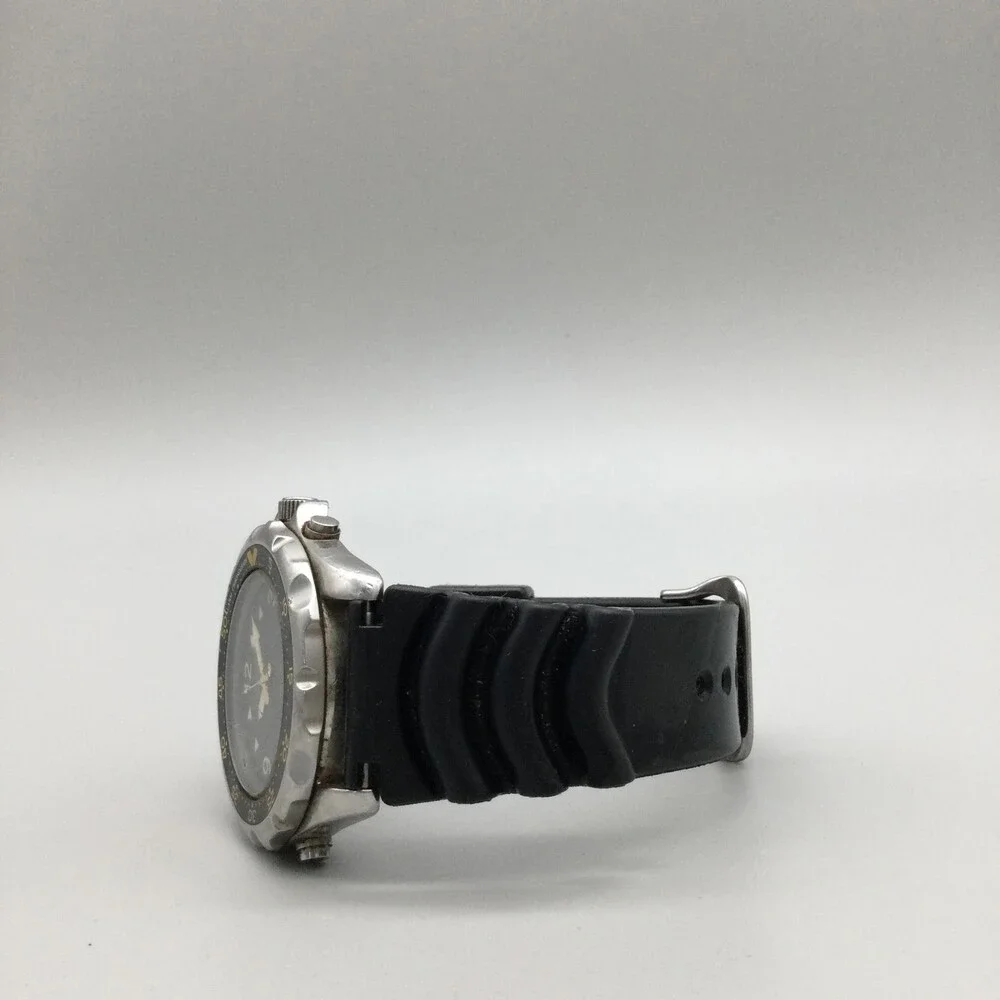 Casio AD-520 Mens Watch 43mm Black Dial Diver Alarm Chronograph 100m For Parts